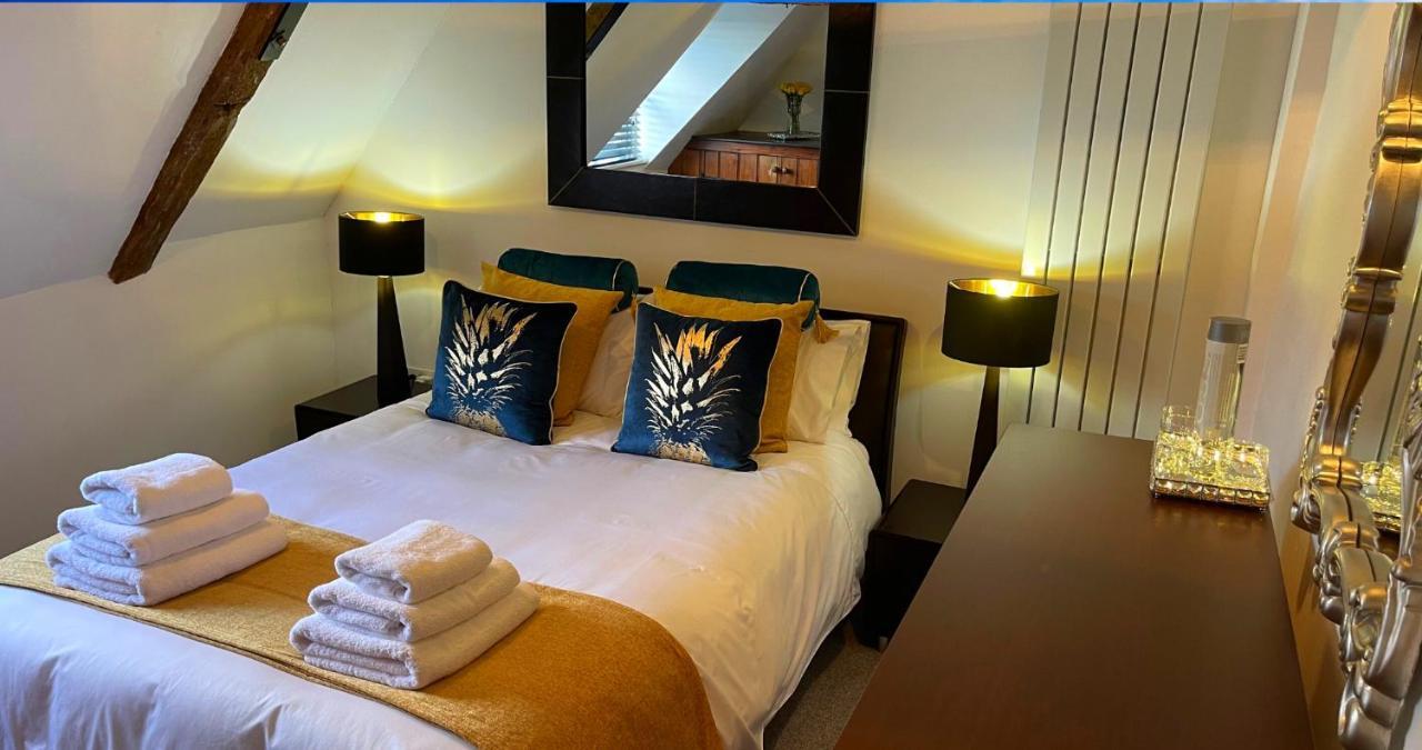 Stunning Luxury Apartment In Central Лимингтън Екстериор снимка